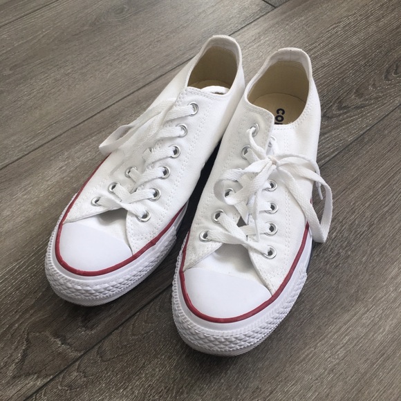 White Allstar Converse - Picture 1 of 4